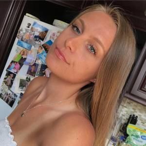 Meet your Posher, Michele